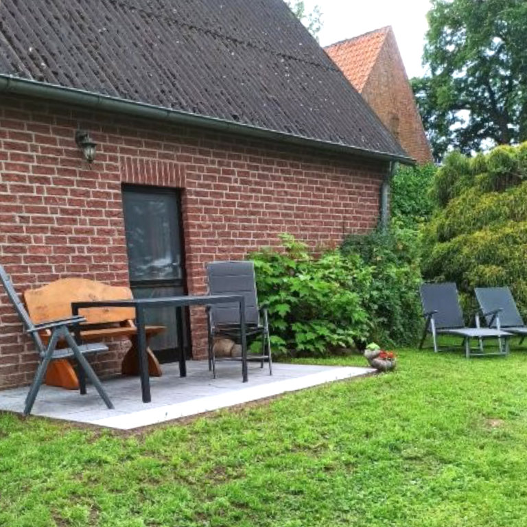 FT Terrasse am Küchenausgang